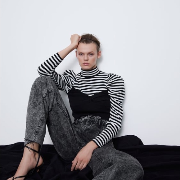 Zara Striped Puff Sleeve Corset Crop Turtleneck Sweater Black/White size Small - Picture 2 of 11